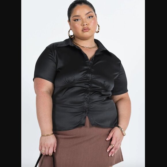 Princess Polly Bessie Black Satin Button Front Collared Blouse Plus Size 16 - Picture 2 of 12